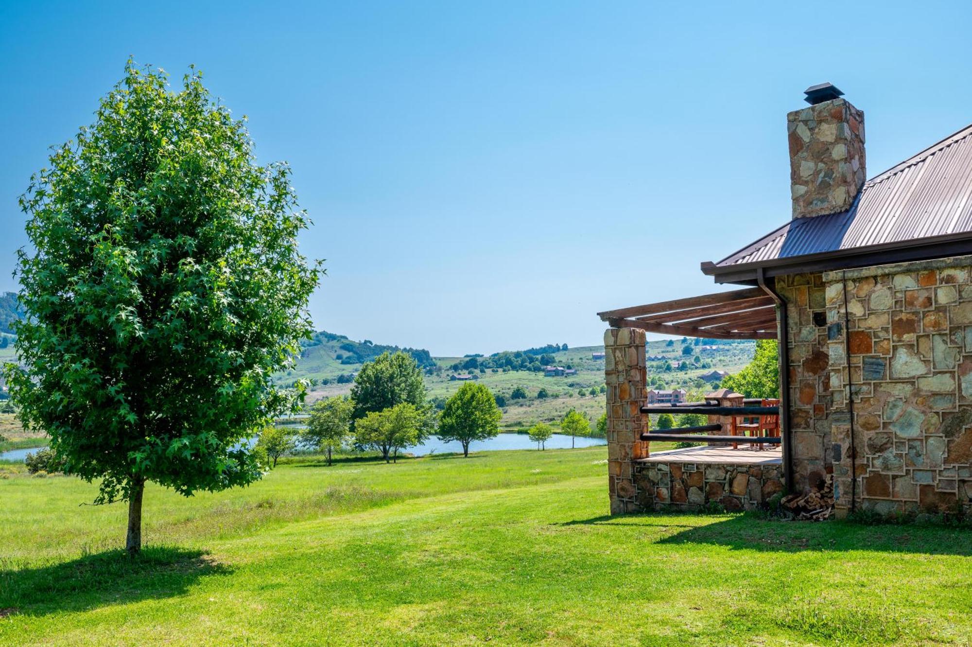 Walkersons Hotel & Spa Dullstroom Exterior photo