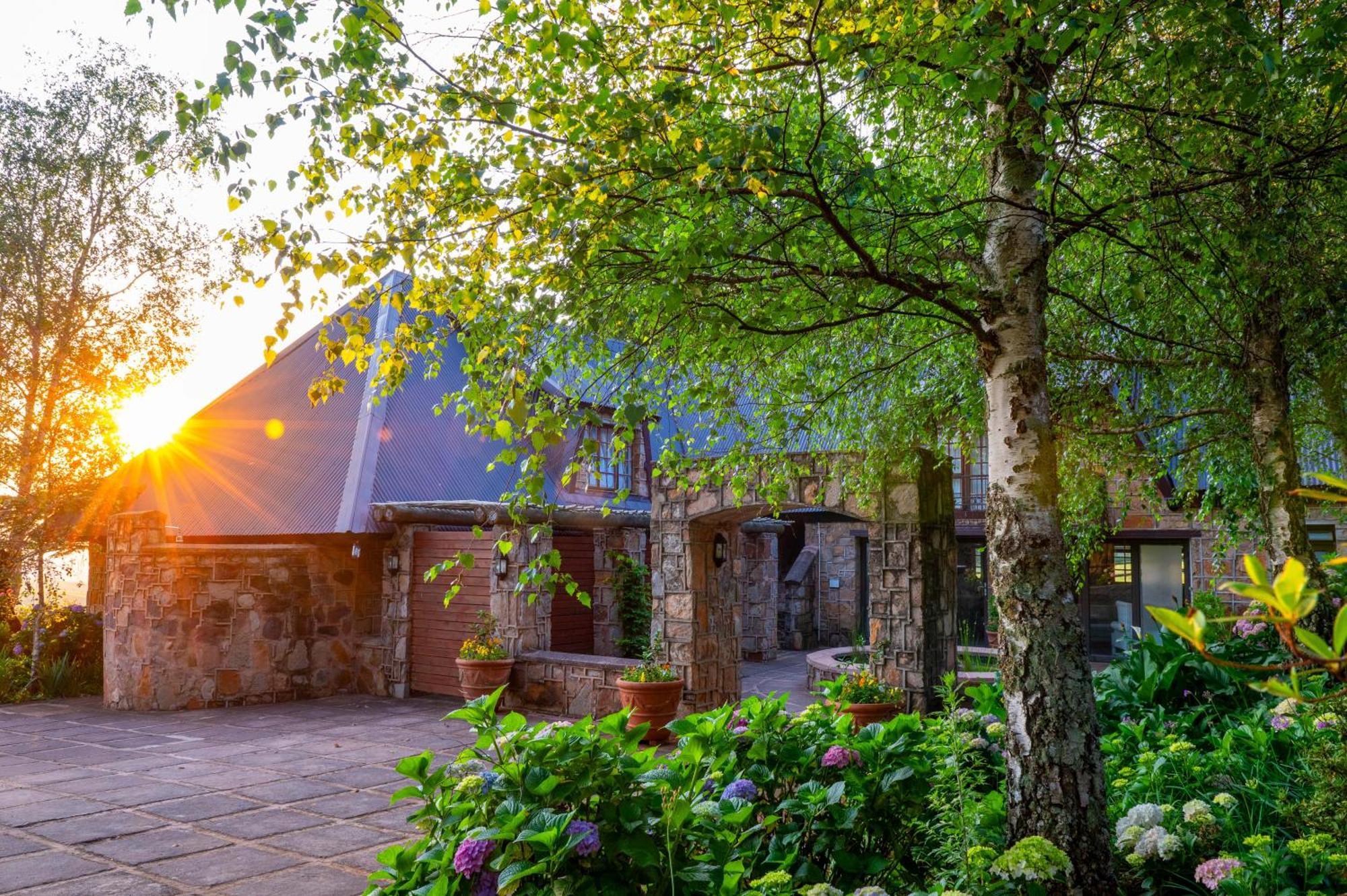 Walkersons Hotel & Spa Dullstroom Exterior photo