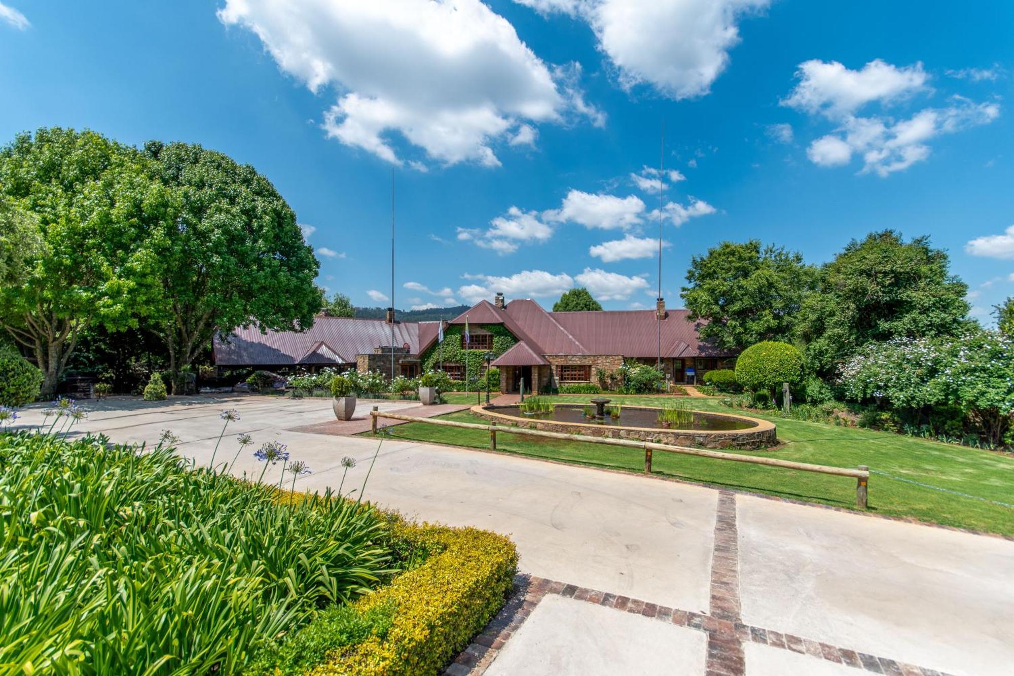 Walkersons Hotel & Spa Dullstroom Exterior photo