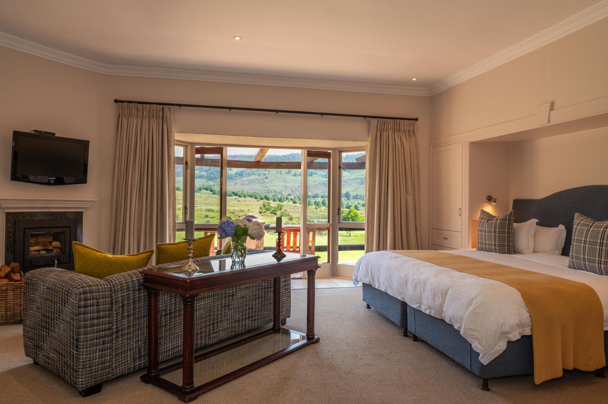 Walkersons Hotel & Spa Dullstroom Exterior photo