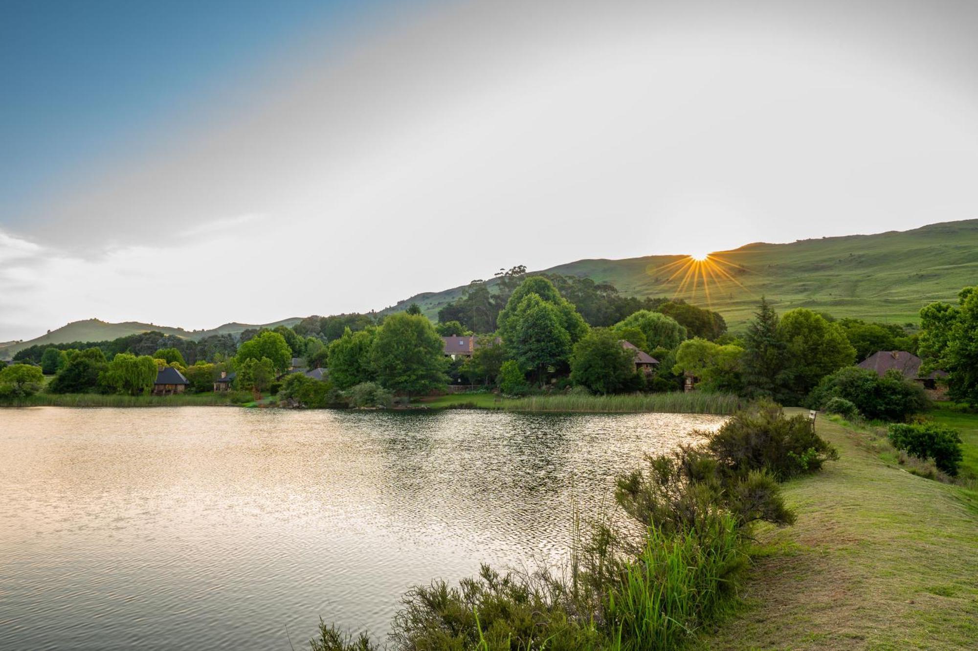 Walkersons Hotel & Spa Dullstroom Exterior photo