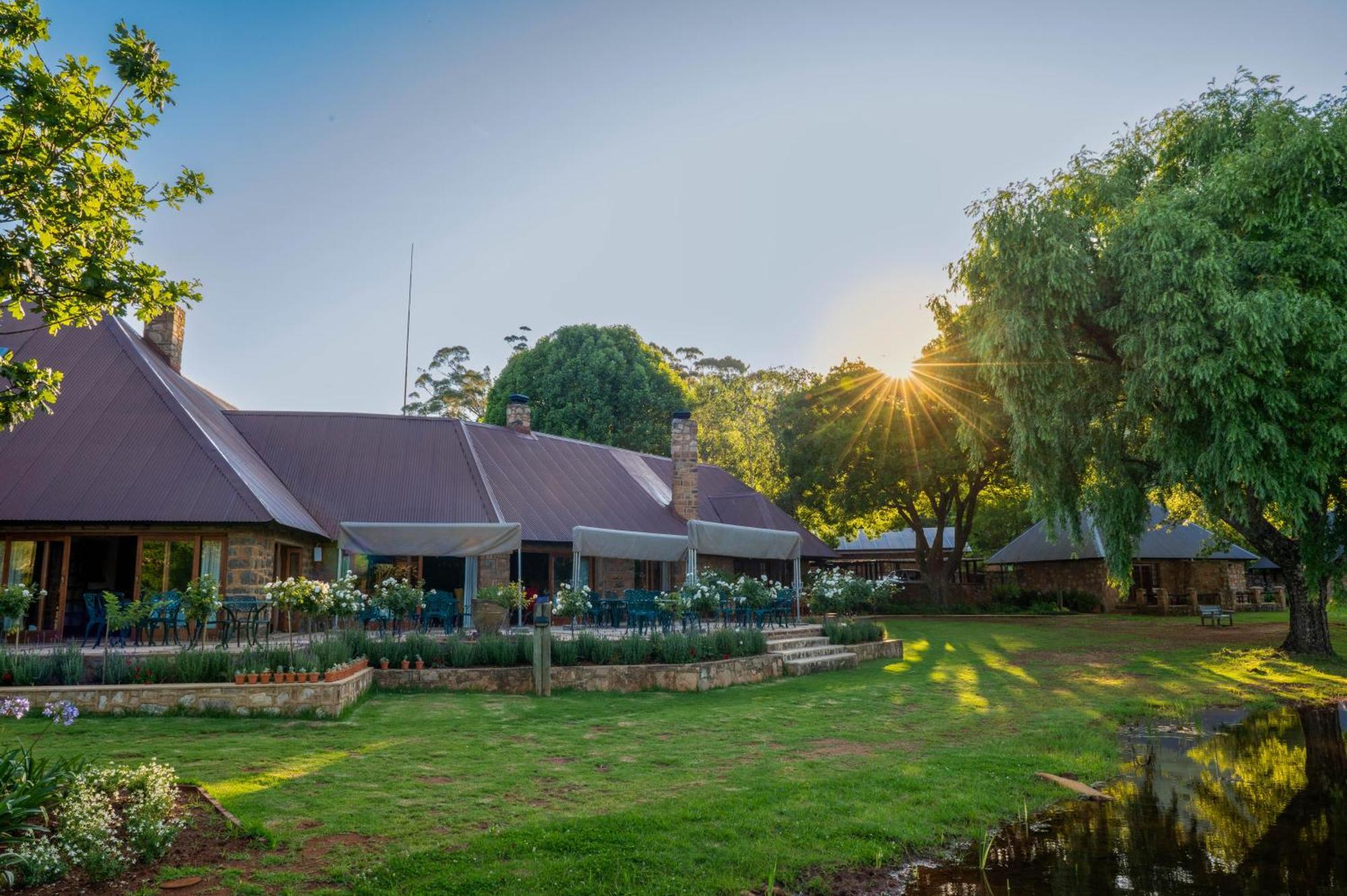 Walkersons Hotel & Spa Dullstroom Exterior photo