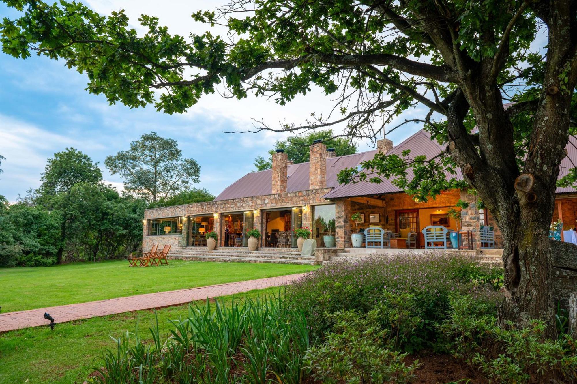 Walkersons Hotel & Spa Dullstroom Exterior photo