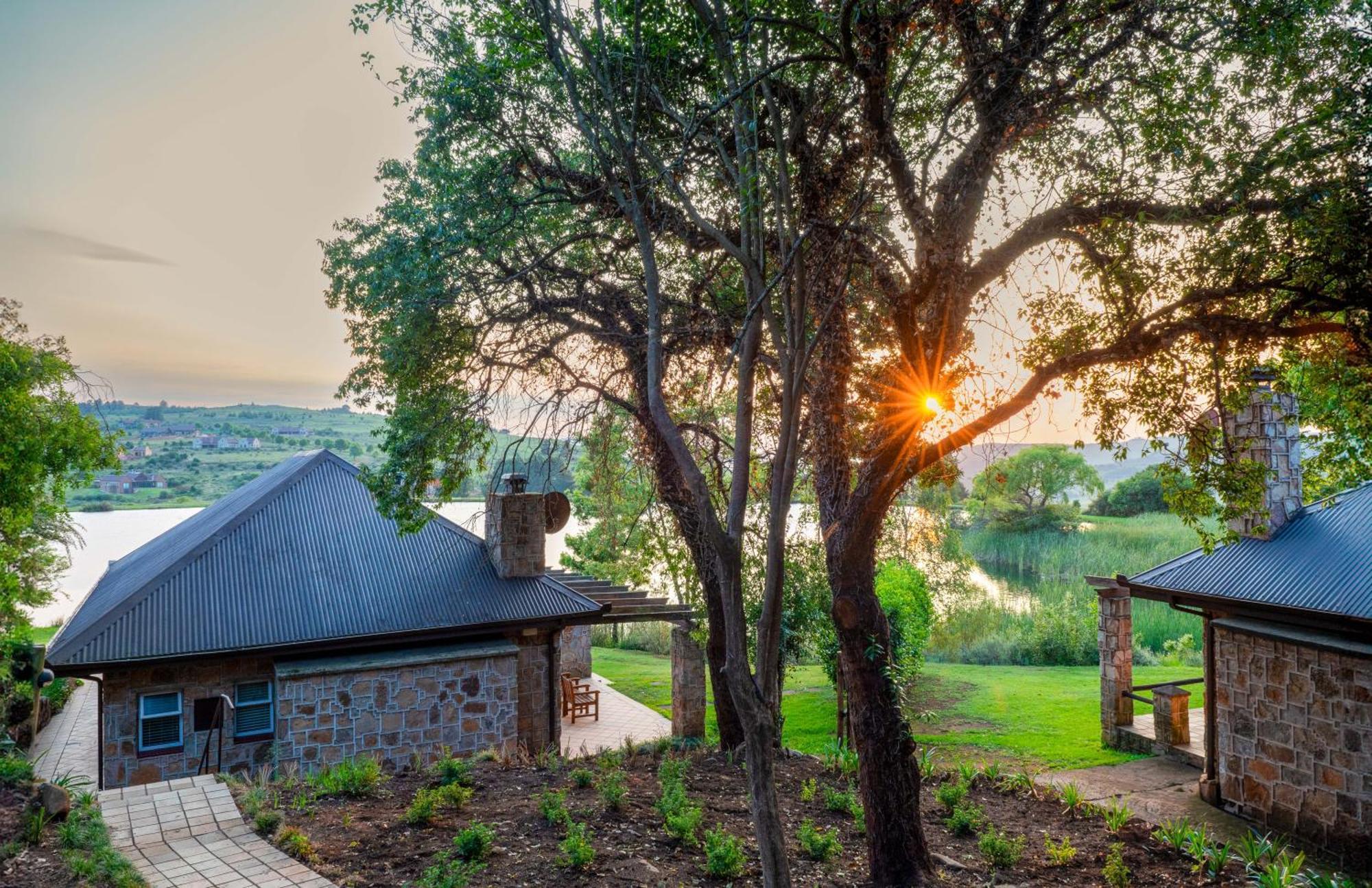 Walkersons Hotel & Spa Dullstroom Exterior photo
