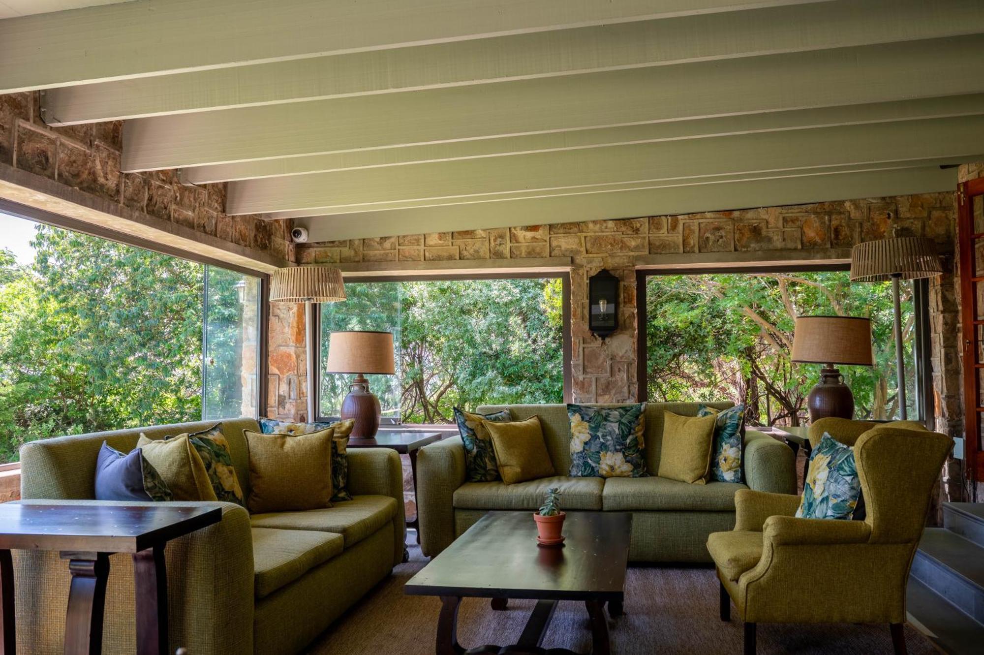 Walkersons Hotel & Spa Dullstroom Exterior photo